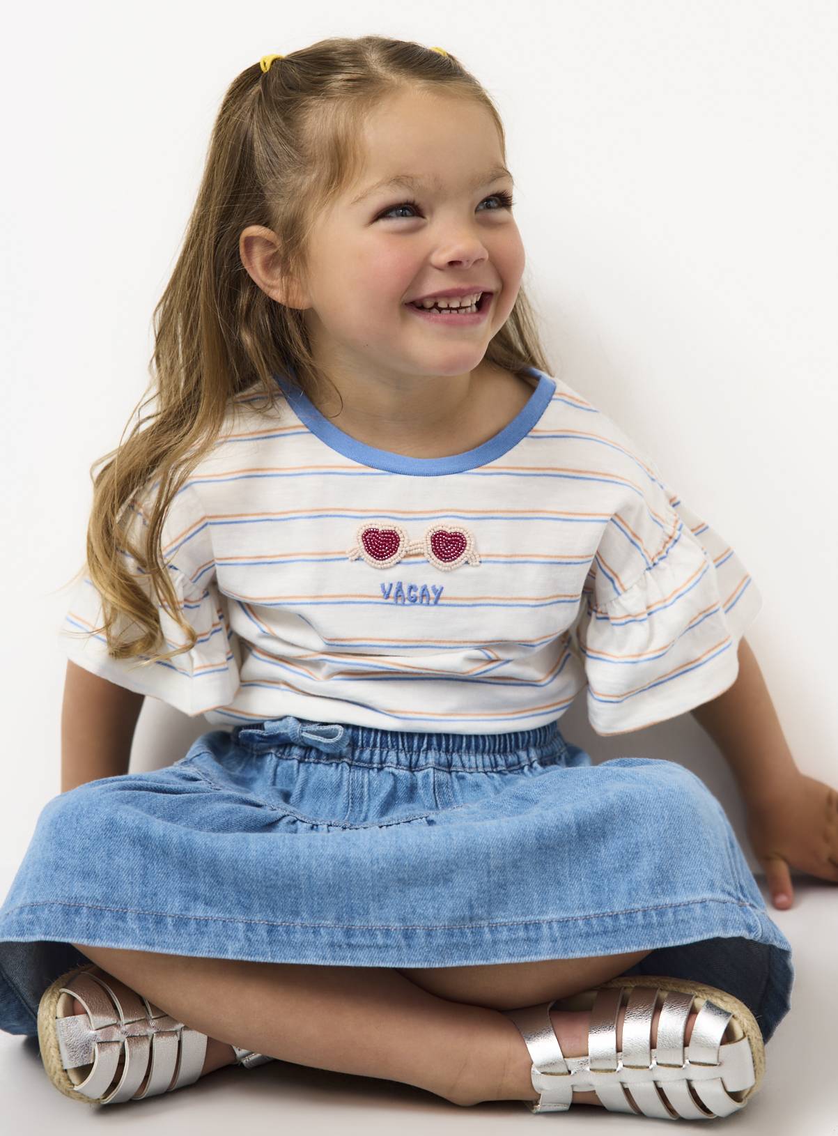 Blue Vacay Logo Stripe T-Shirt 6-7 years - Image 2